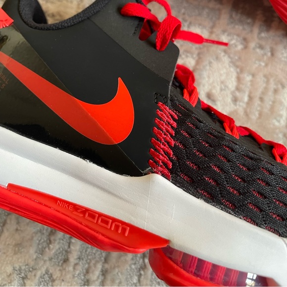 Nike Lebron Witness V 5 Bred 11.5 Black Red Crimson CQ9380 005 Shoe Sneaker Mens - Picture 6 of 10